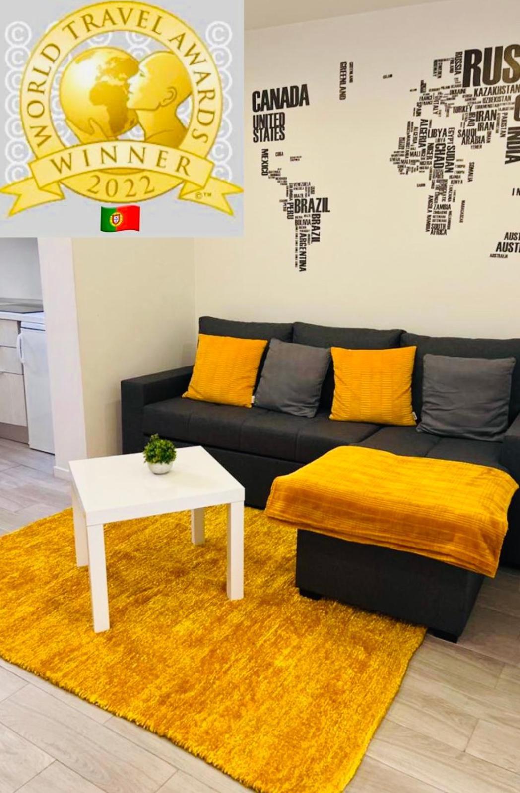 New House Design, Typical Lisbon Apartment Exterior photo